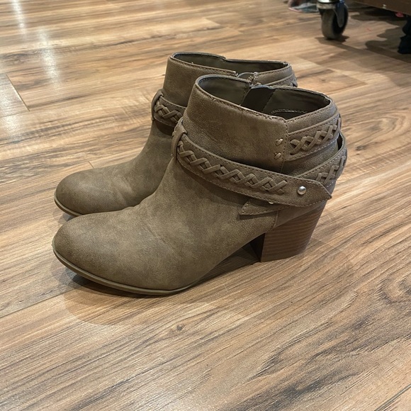 Indigo Rd booties - Picture 2 of 7